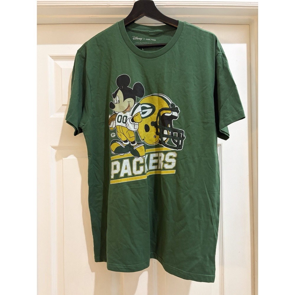 GREEN BAY PACKERS Mickey Mouse Colab Shirt Size L Disney x Junk Food NFL cartoon